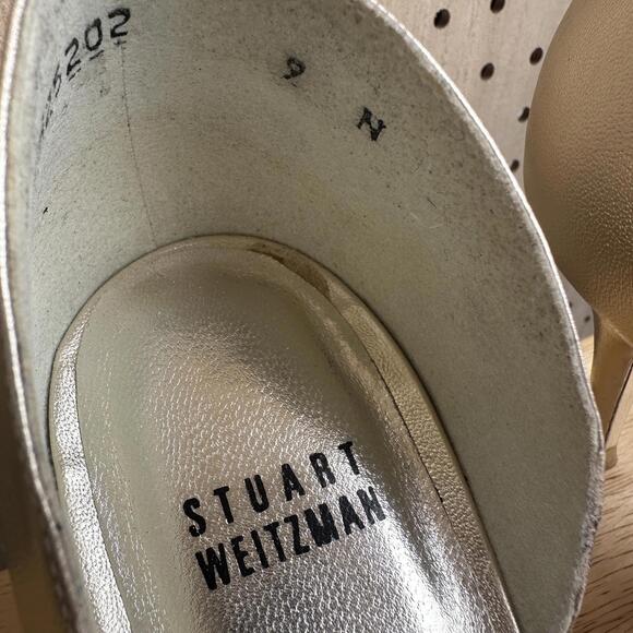 Stuart Weitzman Gold Heels Open toed Pump Sz 9 - Picture 3 of 9